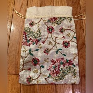 Embroidered Floral Drawstring Jewelry Travel Pouch